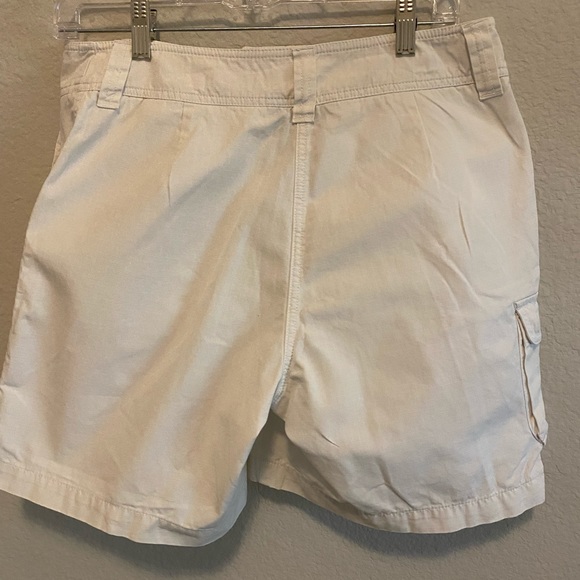 Jones New York Shorts size 8 - Picture 2 of 4